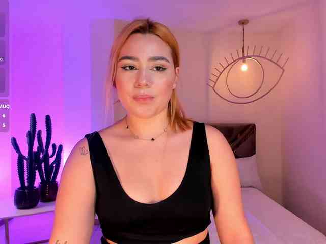 SamanthaKlein webcam
