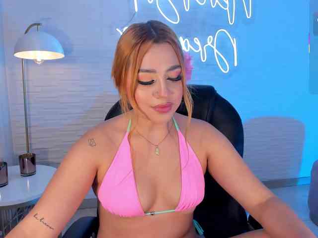 SamanthaKlein webcam