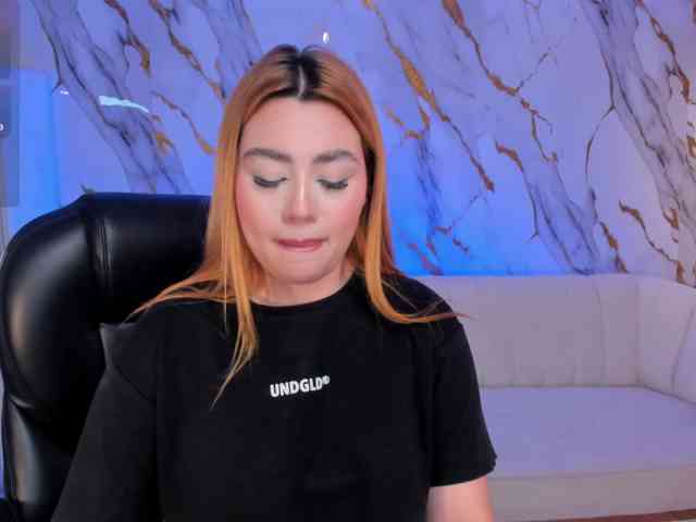 SamanthaKlein webcam
