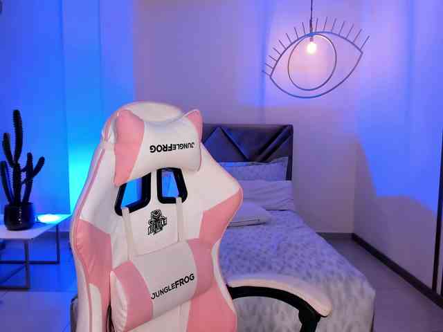 SamanthaKlein webcam