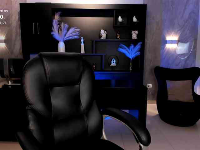 SamanthaKlein webcam