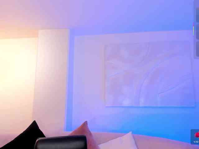 SamanthaKlein webcam