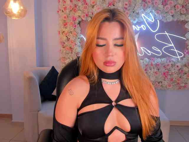 SamanthaKlein webcam