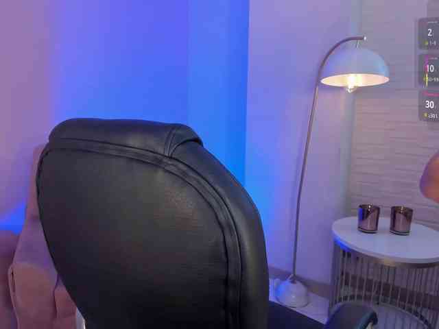 SamanthaKlein webcam