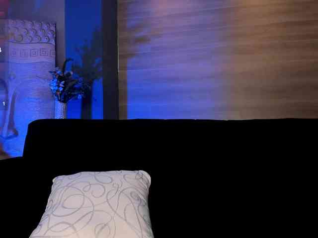 SamanthaKlein webcam