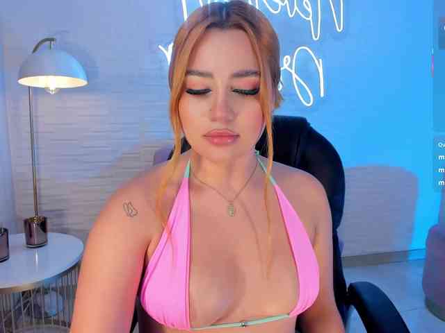 SamanthaKlein webcam