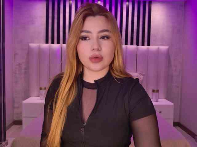 SamanthaKlein webcam