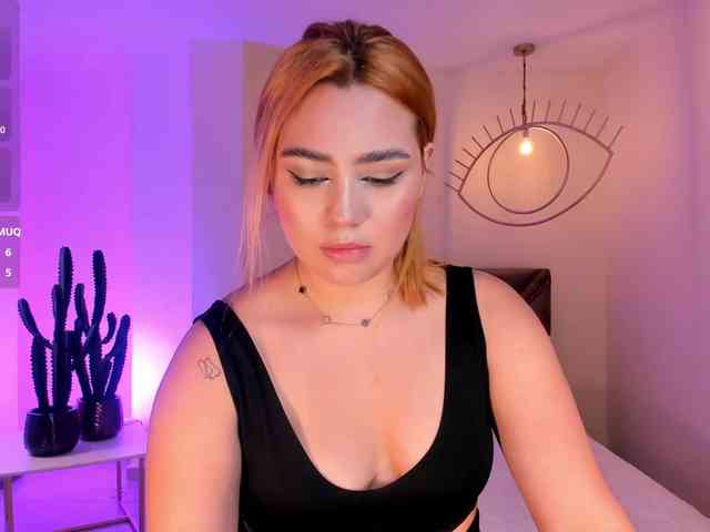 SamanthaKlein webcam