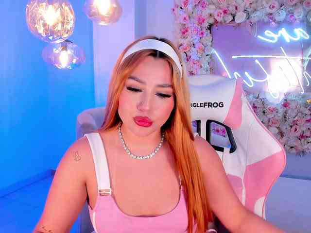 SamanthaKlein webcam