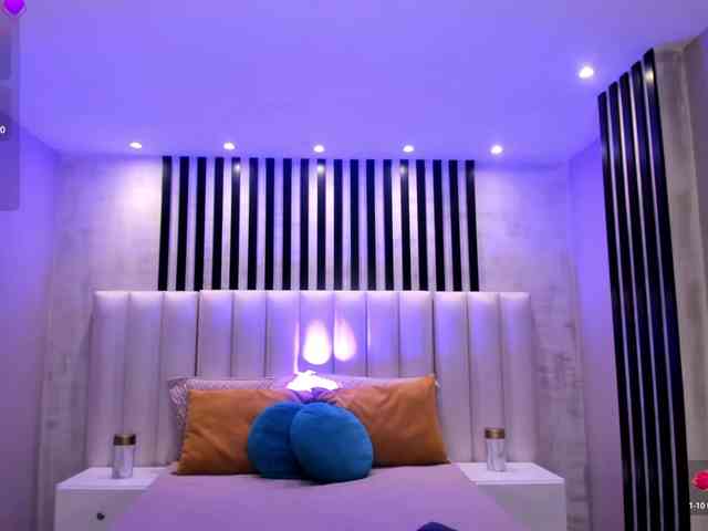 SamanthaKlein webcam