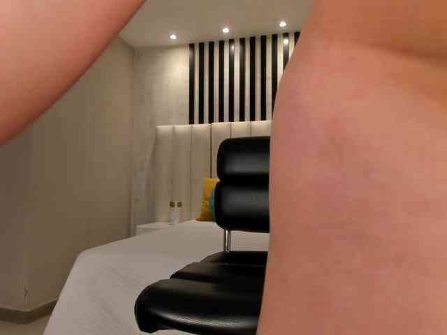 SamanthaKlein webcam