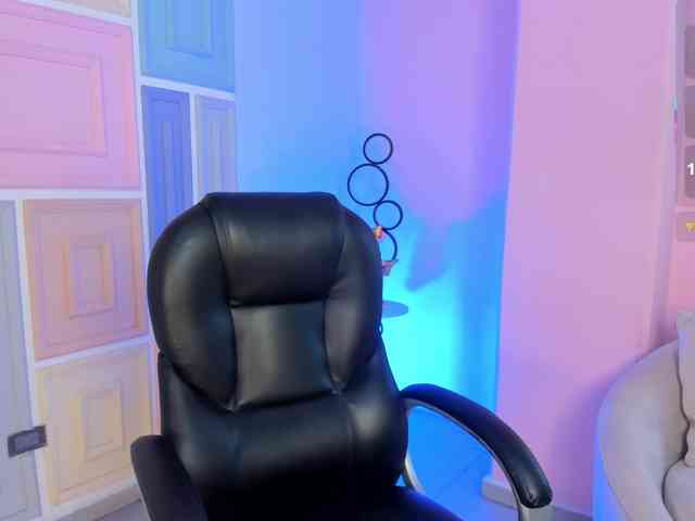 SamanthaKlein webcam