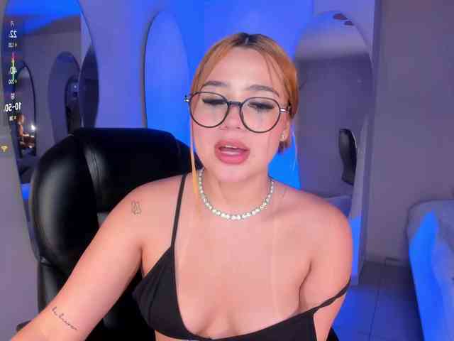 SamanthaKlein webcam