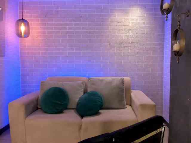 SamanthaKlein webcam