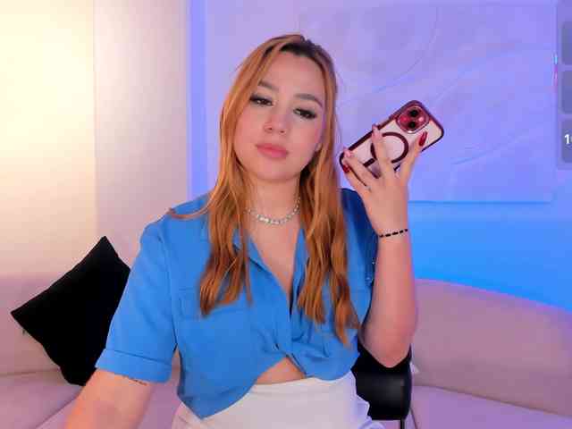 SamanthaKlein webcam