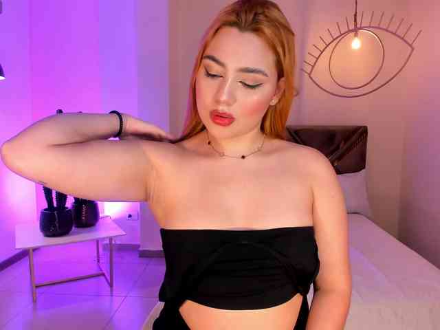 SamanthaKlein webcam