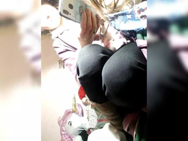 EksaCake's BongaCams show and profile