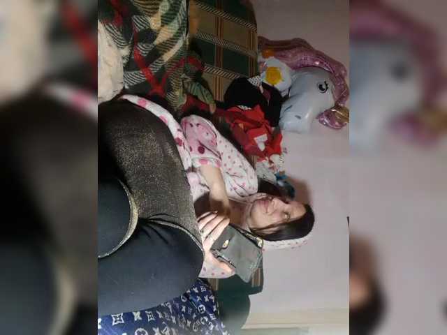 EksaCake's BongaCams show and profile