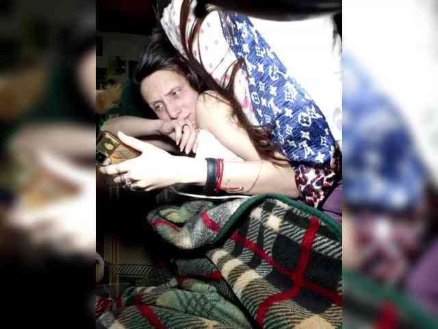 EksaCake Live Webcam on BongaCams