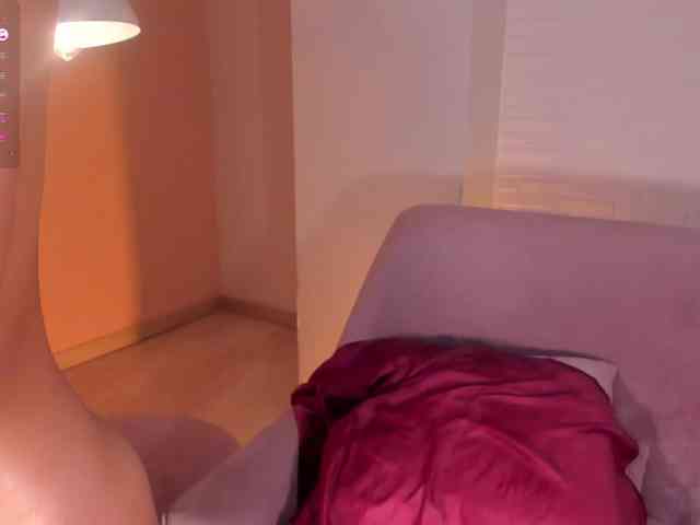 VictoriaMilan webcam