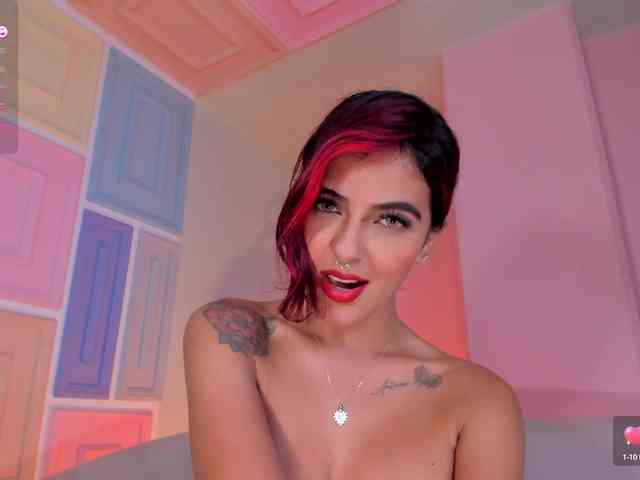 VictoriaMilan webcam