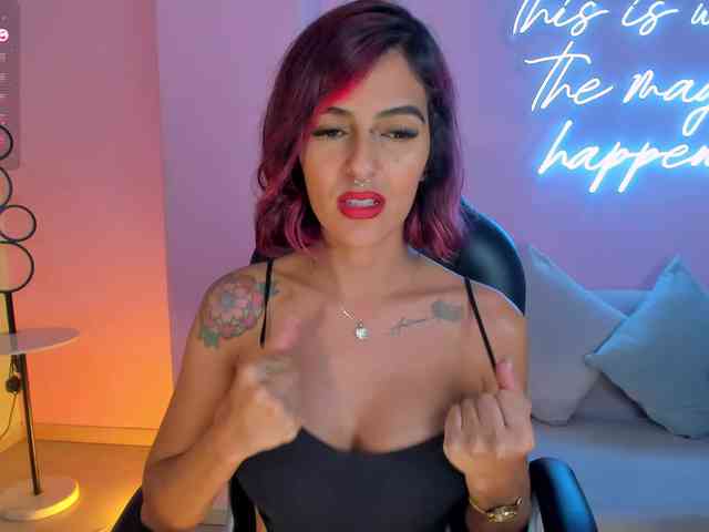 VictoriaMilan webcam