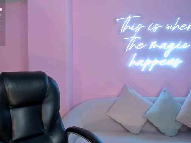 VictoriaMilan webcam