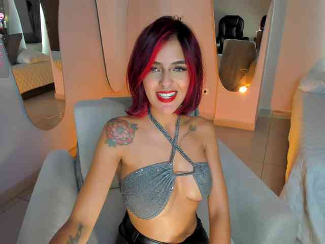 VictoriaMilan webcam