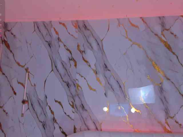 VictoriaMilan webcam