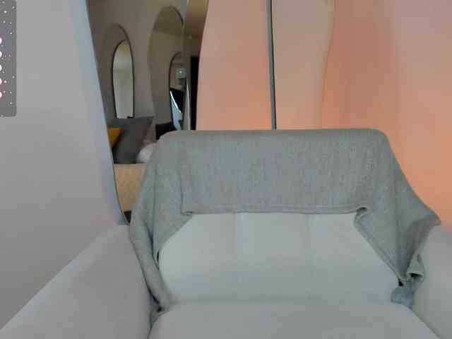 VictoriaMilan webcam