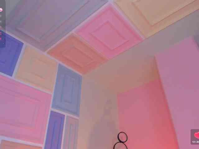 VictoriaMilan webcam