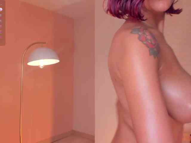VictoriaMilan webcam