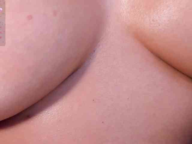 VictoriaMilan webcam