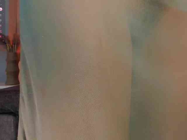 VictoriaMilan webcam