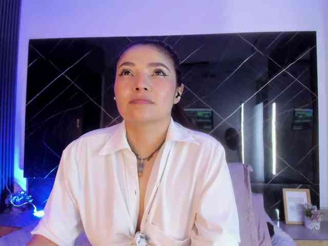 SofiaWalke webcam