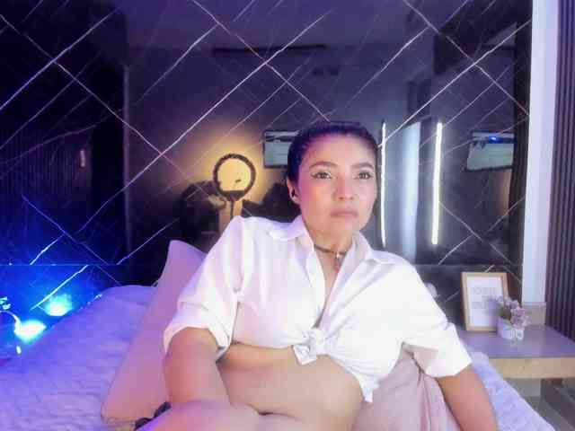 SofiaWalke webcam
