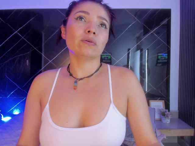 SofiaWalke webcam