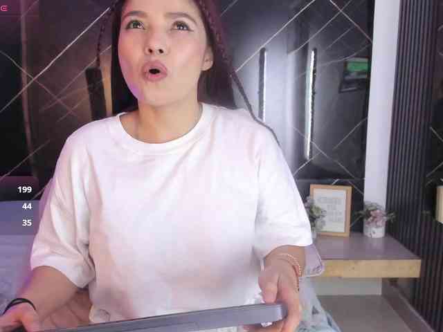 SofiaWalke webcam