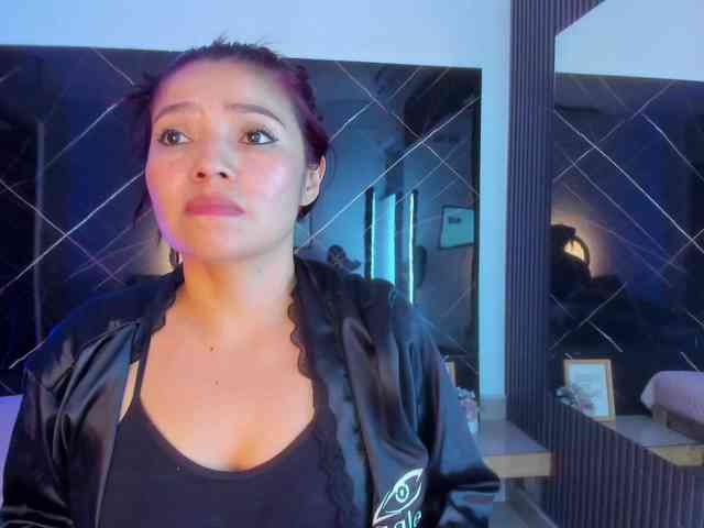 SofiaWalke webcam