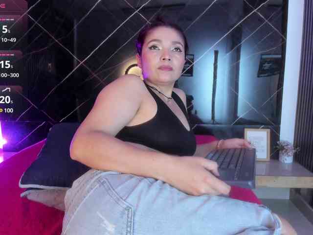 SofiaWalke webcam