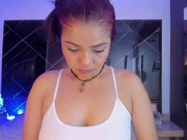 SofiaWalke webcam