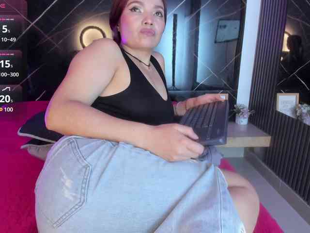 SofiaWalke webcam
