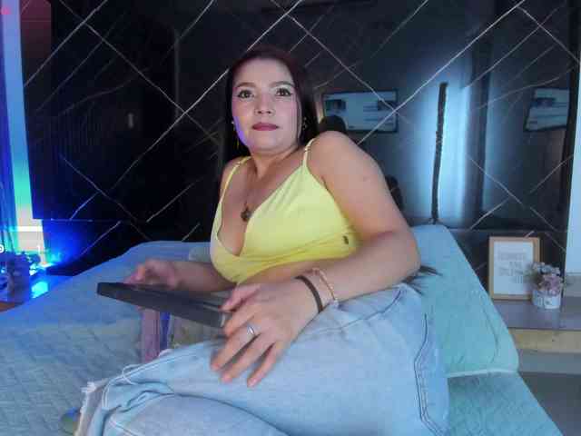 SofiaWalke webcam