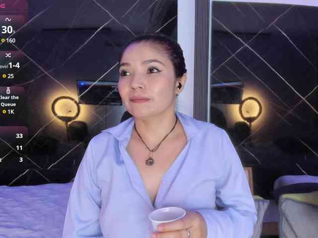 SofiaWalke webcam