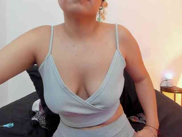 SofiaWalke webcam