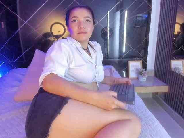 SofiaWalke webcam