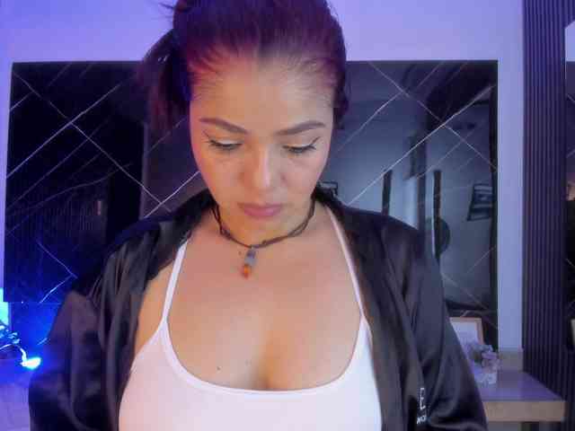 SofiaWalke webcam