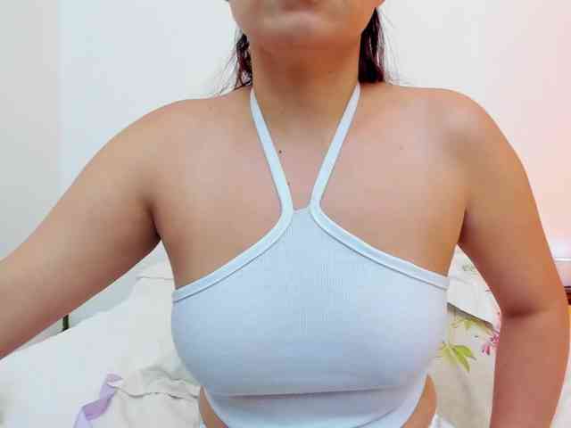SofiaWalke webcam
