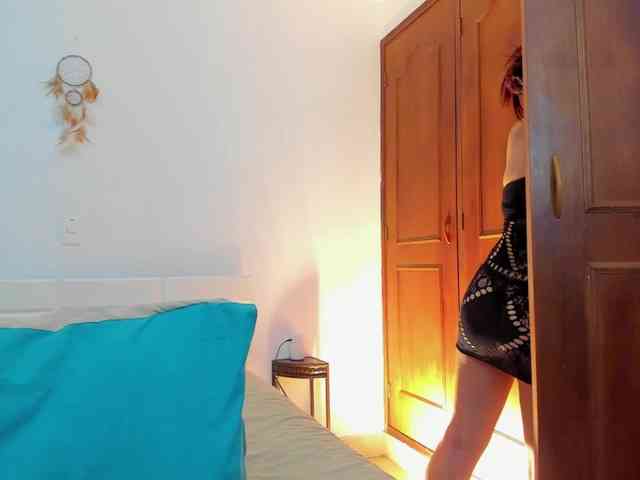 SofiaWalke webcam