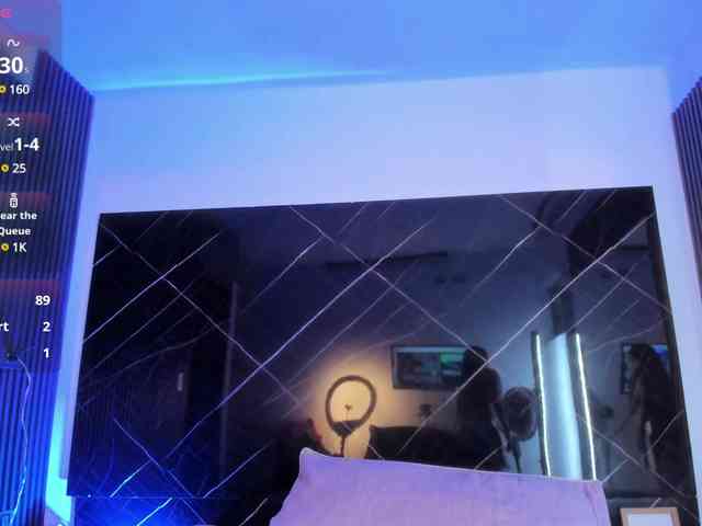 SofiaWalke webcam